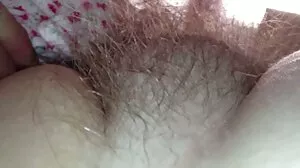 Napalona sex starsze mamuski na jej pierwszy anal