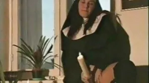 Masaż erotyczny dojrzałe mamuśki filmy prowadzi do pocałunku Iris, gdy jej ciasne szarpnięcie i uderzenie w tyłek GP2153
