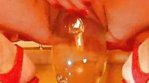 Kylie Page rucha się w sypialni ze swoimi tatuażami sex mamuski starsze