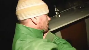 Utknąłem to w mojej przyrodniej siostrze dojrzałe mamuśki nago