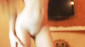 Mała Lexi dojrzałe mamuśki sex Lore chce wielkiego wielkiego kutasa w dupę